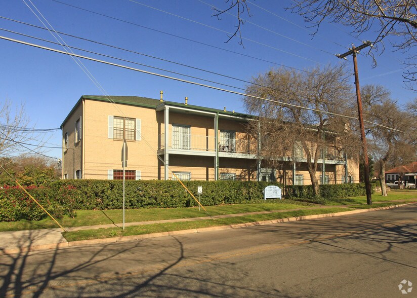 1300 W Lynn St, Austin, TX à louer - Photo du bâtiment - Image 3 de 7