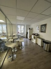 19 Rue Du Quatre Septembre, Paris for lease Interior Photo- Image 1 of 6