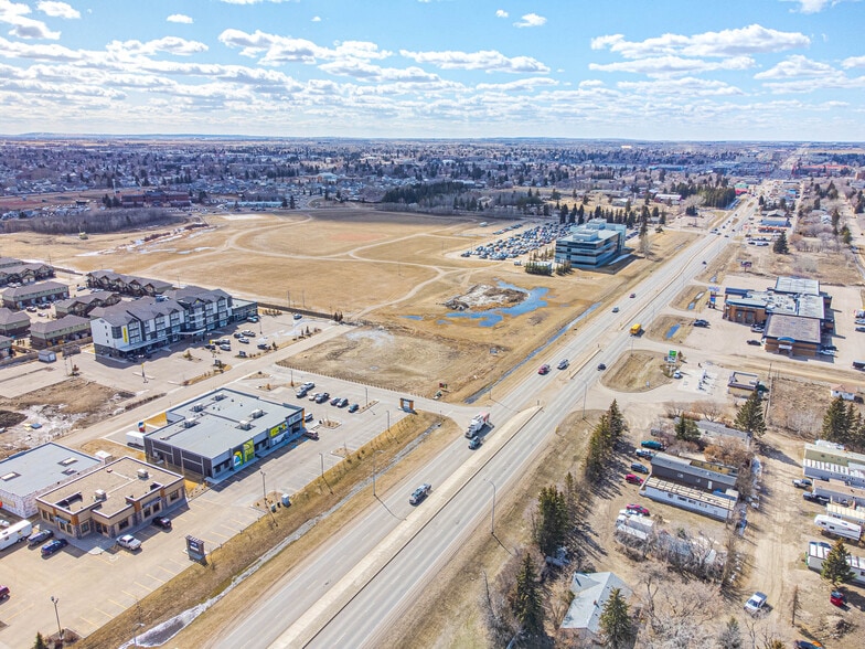 4295 44 ave, Lloydminster, SK for sale - Building Photo - Image 3 of 8