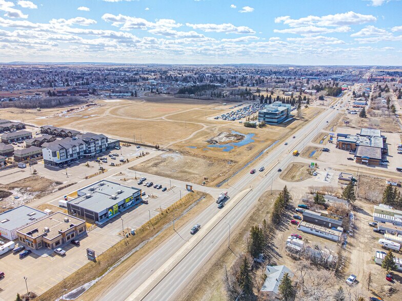 4295 44 ave, Lloydminster, SK à vendre - Photo du bâtiment - Image 3 de 8