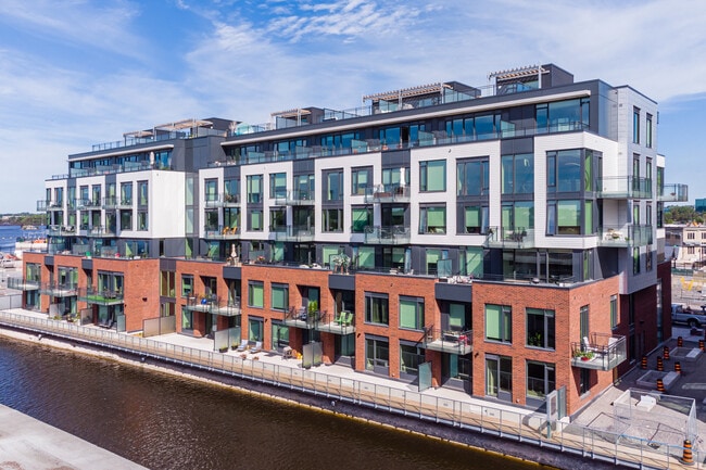 More details for 320 Miwate Pvt, Ottawa, ON - Retail for Lease