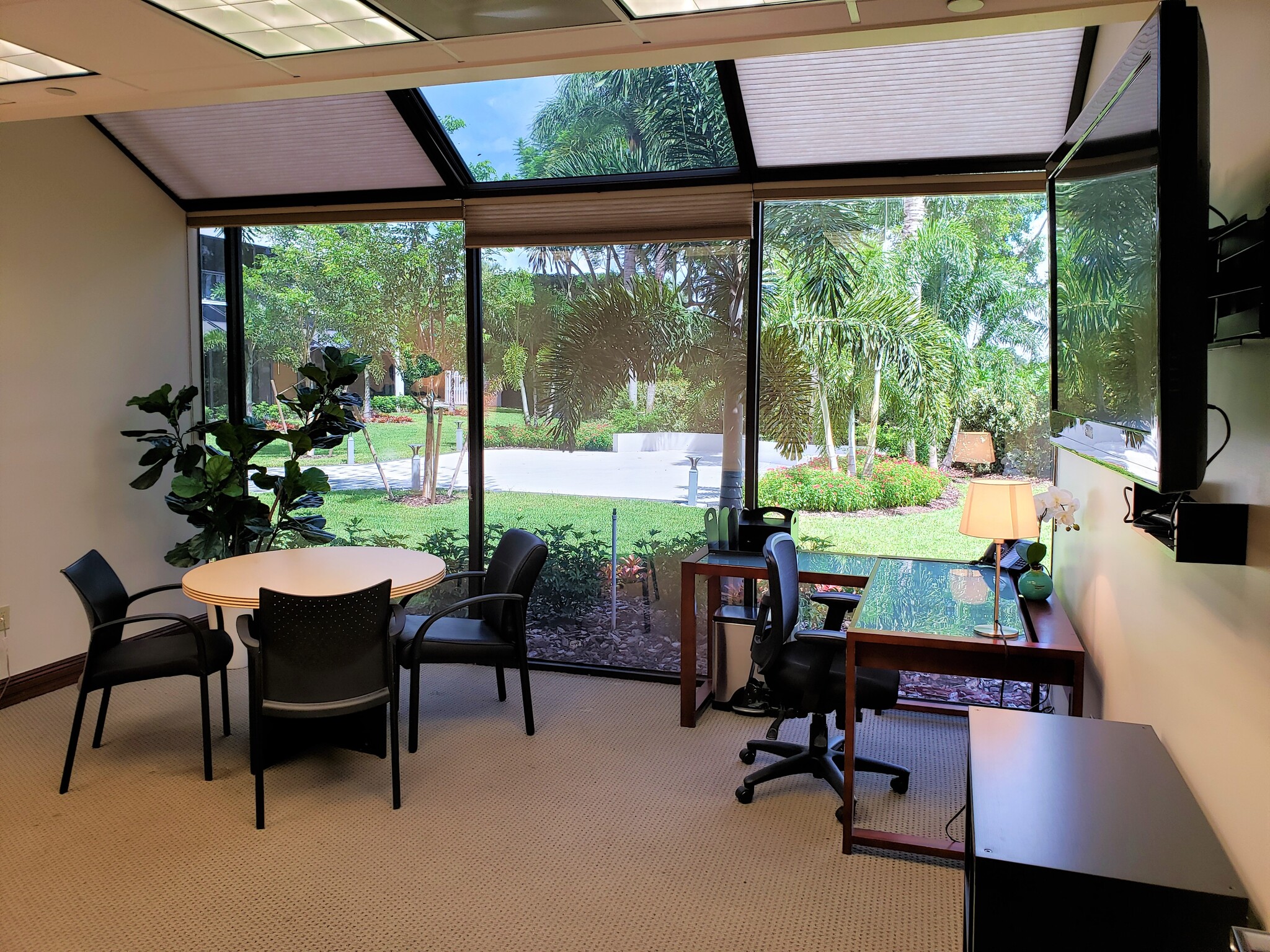 7777 Glades Rd, Boca Raton, FL for lease Interior Photo- Image 1 of 6