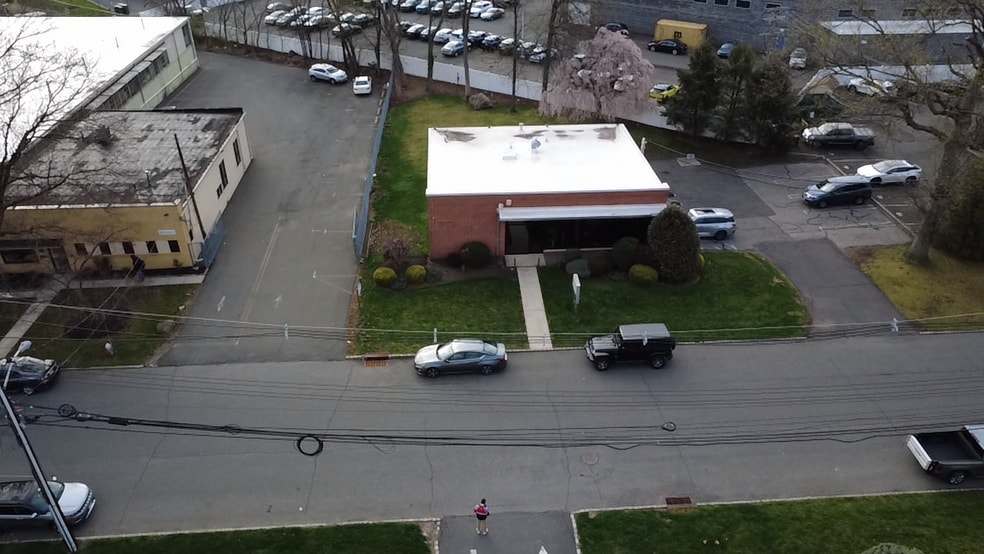 43 Commerce St, Springfield, NJ for sale - Primary Photo - Image 1 of 9