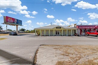 Plus de détails pour 2421 Tamiami Trl, Port Charlotte, FL - Bureau à vendre