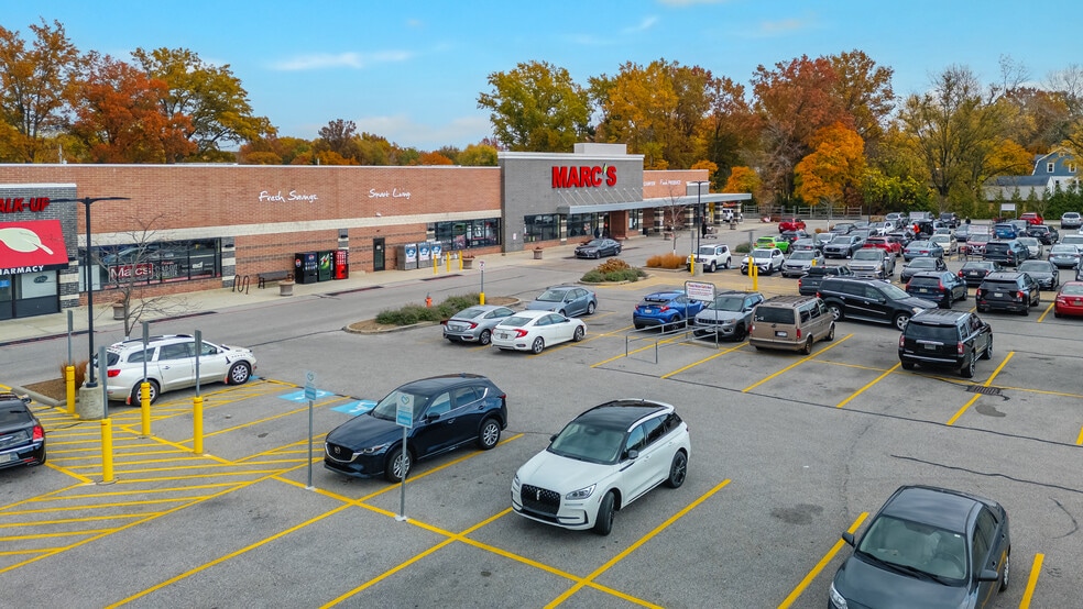 4501 Mayfield Rd, South Euclid, OH à louer - Photo du bâtiment - Image 3 de 12