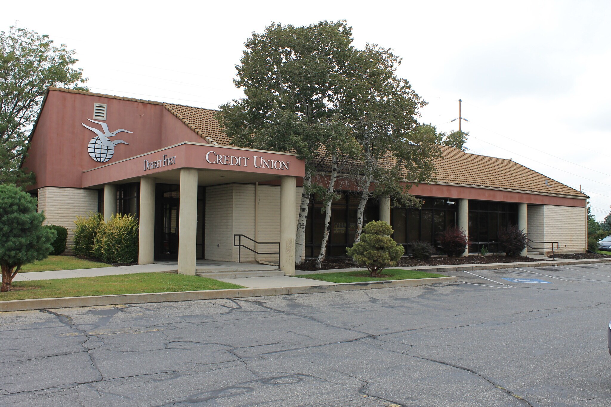 2572-2658 W 4700 S, Salt Lake City, UT for lease Building Photo- Image 1 of 4