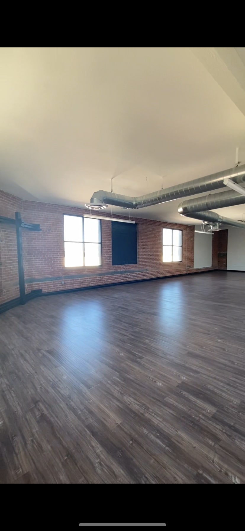 6000 S Gramercy Pl, Los Angeles, CA for lease Primary Photo- Image 1 of 4