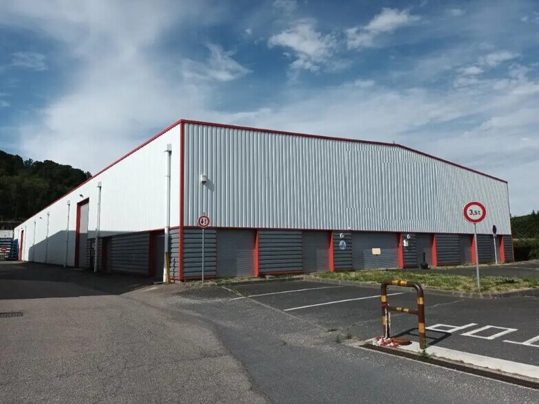 Flex in Oudalle for lease - Building Photo - Image 3 of 4