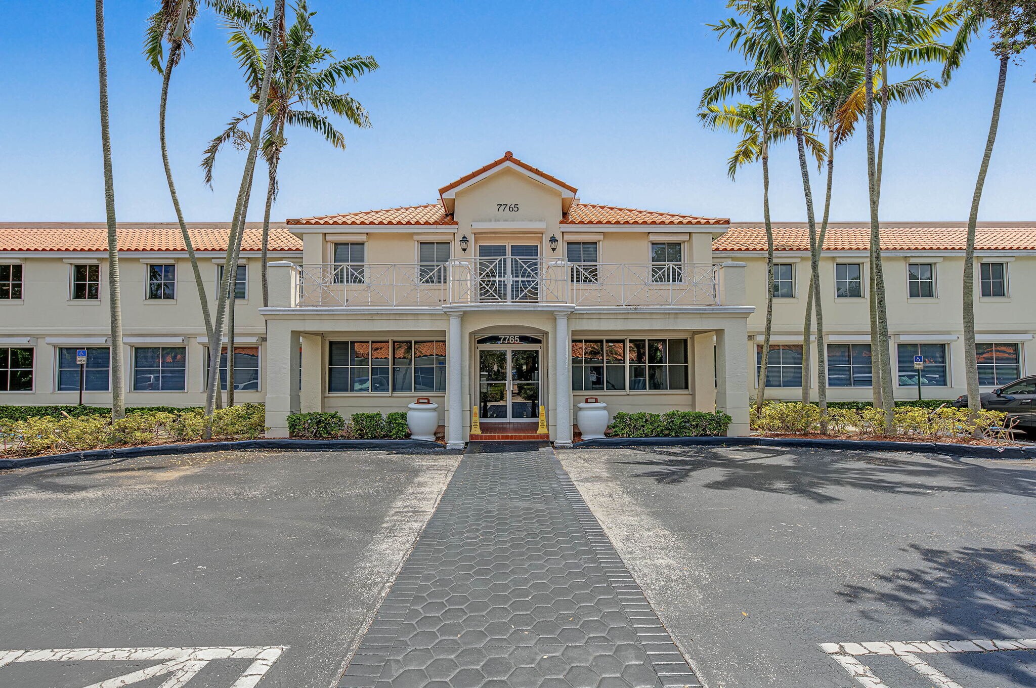 7765 SW 87th Ave, Miami, FL à vendre Photo du bâtiment- Image 1 de 16