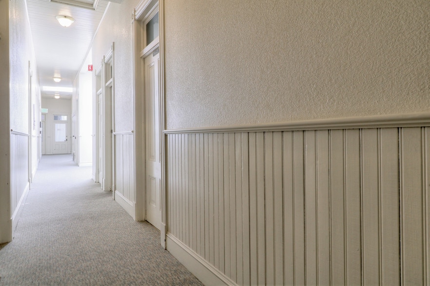 449-455 San Benito St, Hollister, CA à louer - Photo du bâtiment - Image 3 de 11