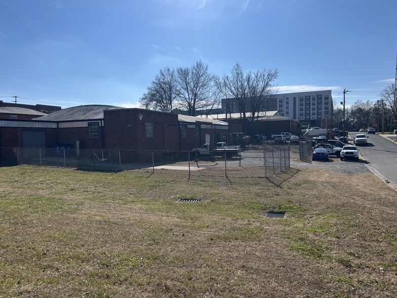 3123 May St, Charlotte, NC for sale - Building Photo - Image 3 of 7