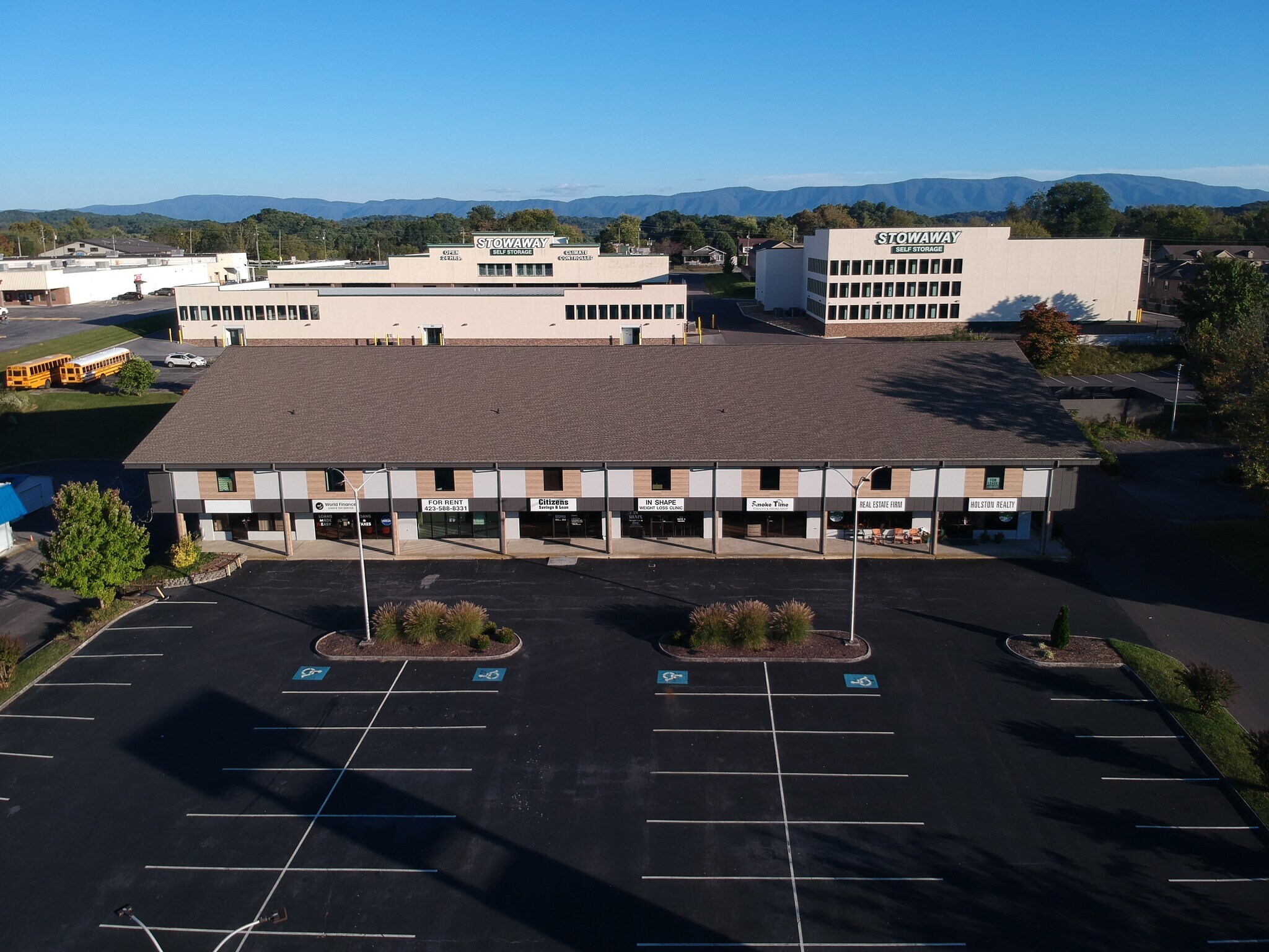 1135 Volunteer Pky, Bristol, TN for lease Building Photo- Image 1 of 7