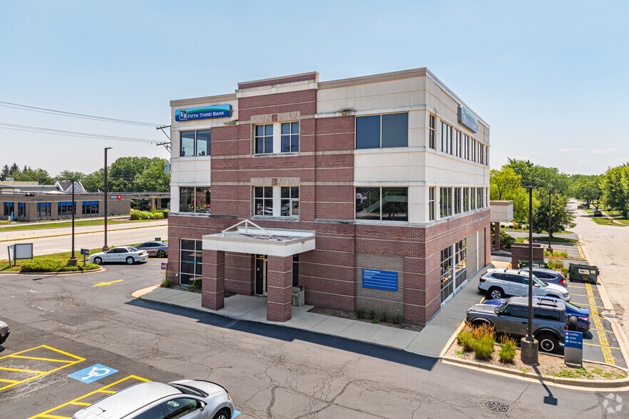 1 E Merchants Dr, Oswego, IL à vendre - Photo du bâtiment - Image 2 de 23