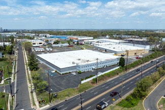 Plus de détails pour 6901 N Crescent Blvd, Pennsauken, NJ - Industriel à louer