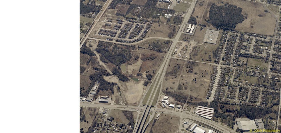 Loop 288 & Highway, Denton, TX à vendre - Aérien - Image 1 de 4