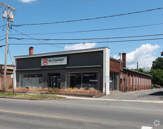 More details for 137 King St, Northampton, MA - Retail for Sale