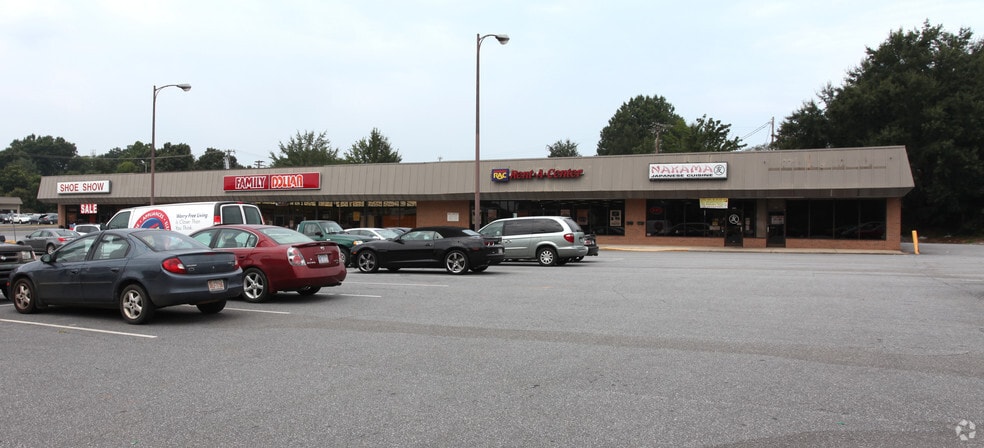1234-1246 Us Highway 70 SW, Hickory, NC for lease - Building Photo - Image 3 of 9