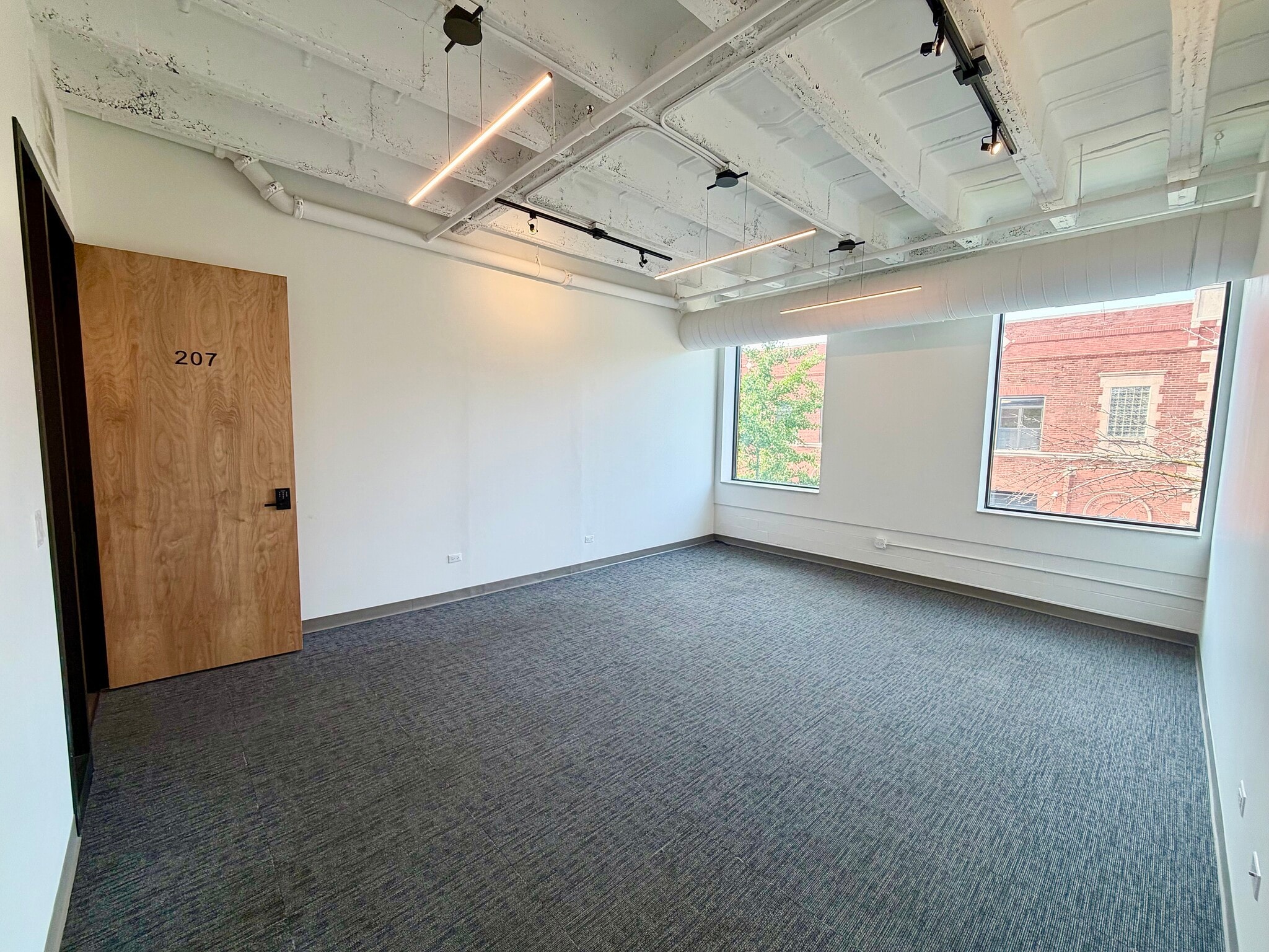 1801 W Berteau Ave, Chicago, IL à louer Photo intérieure- Image 1 de 4