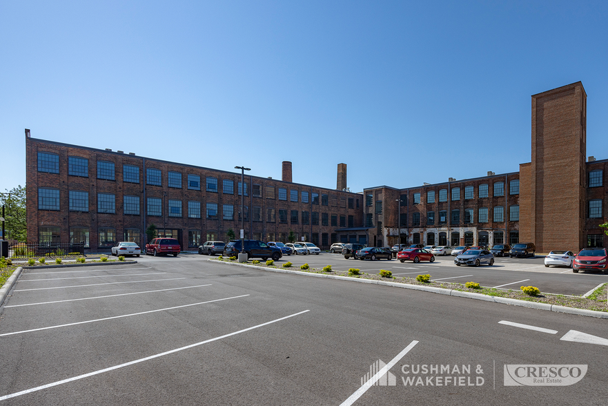 3466 Saint Roccos Ct, Cleveland, OH for lease - Building Photo - Image 2 of 4