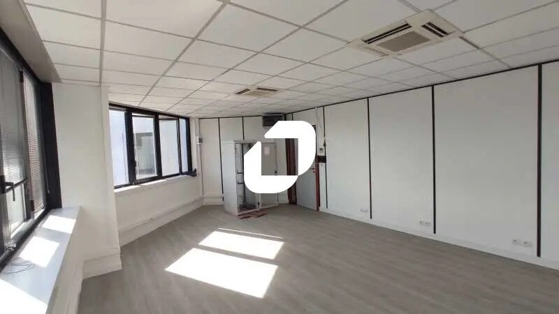 Bureau dans Le Kremlin-Bicêtre à louer - Photo intérieure - Image 3 de 8