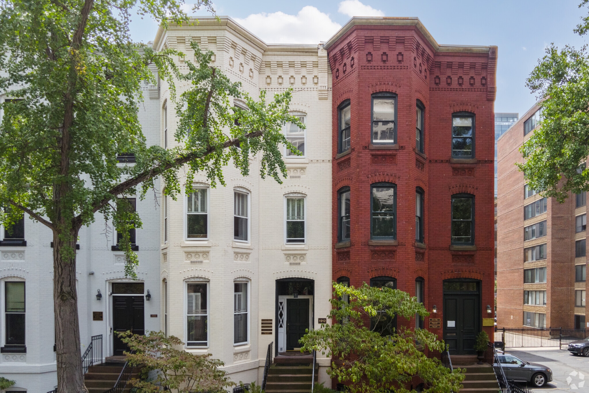 1914 Sunderland Pl NW, Washington, DC for sale Primary Photo- Image 1 of 10