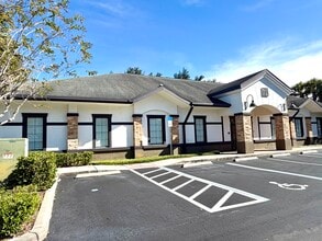 1300 City View Ctr, Oviedo, FL à louer Photo intérieure- Image 2 de 14