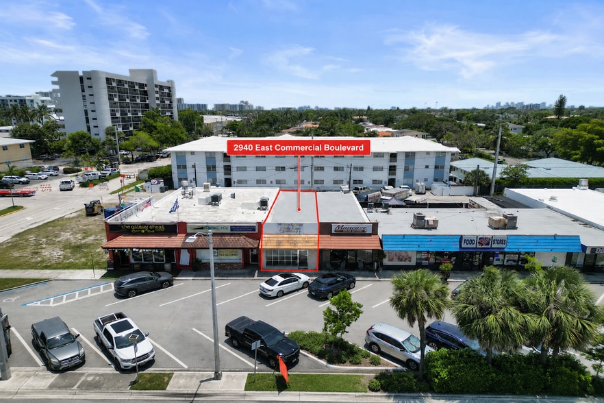 2920-2940 E Commercial Blvd, Fort Lauderdale, FL à louer - Photo du bâtiment - Image 1 de 14