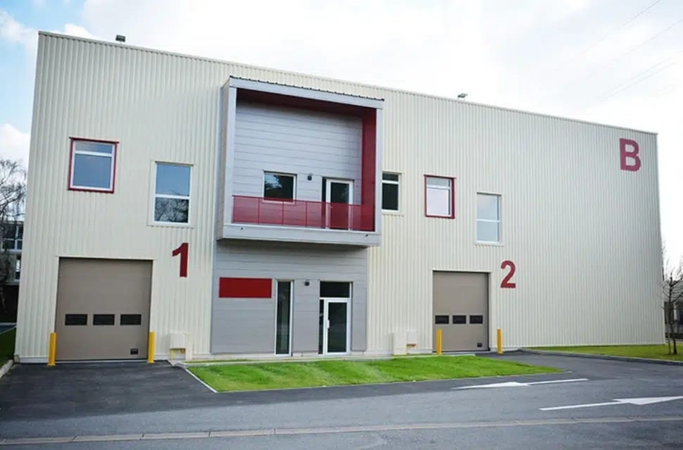16 Rue Ampère, Pontoise for lease Building Photo- Image 1 of 6