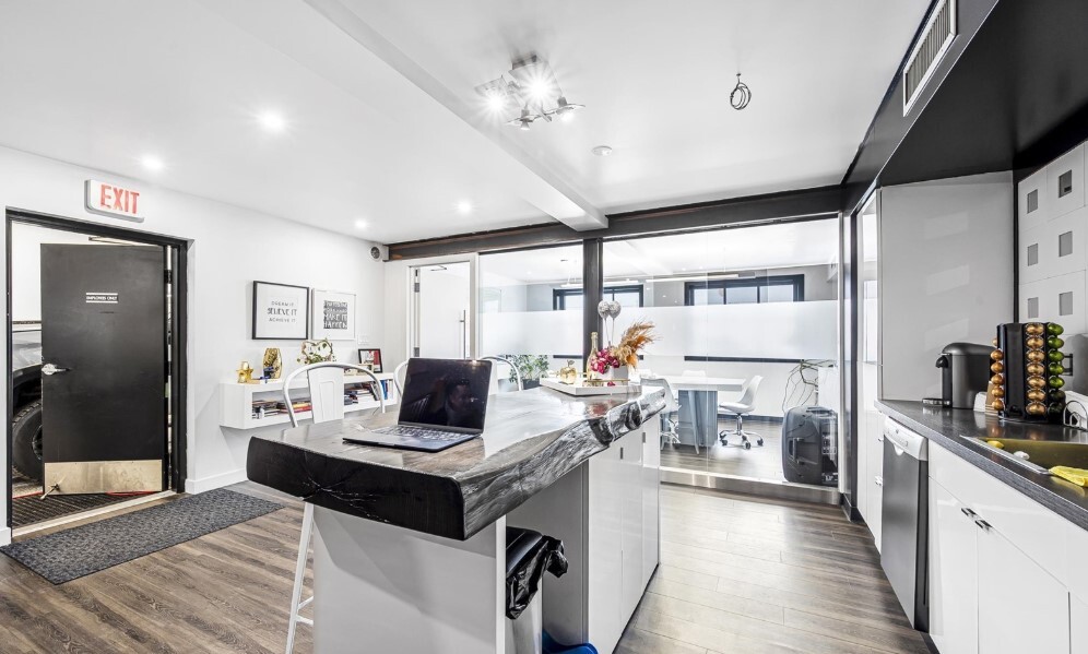 12910 156 St St NW, Edmonton, AB T5V 1M5 - Unit 2 -  - Interior Photo - Image 1 of 12