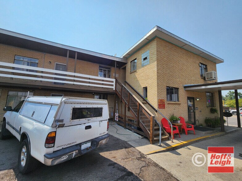 8828 E Colfax Ave, Denver, CO à vendre - Photo du bâtiment - Image 3 de 13