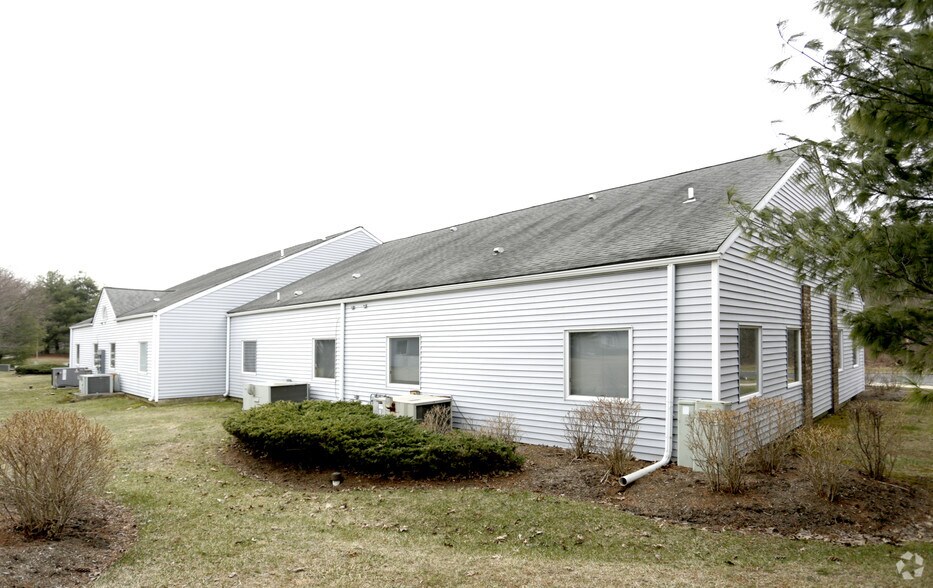 2087-2097 Klockner Rd, Trenton, NJ à vendre - Photo du bâtiment - Image 2 de 24