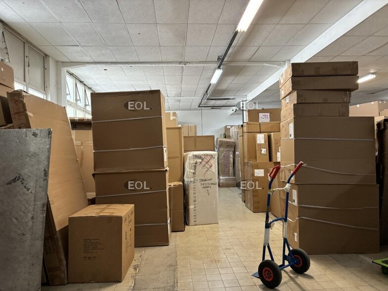 Industrial in Alfortville for lease - Interior Photo - Image 3 of 6