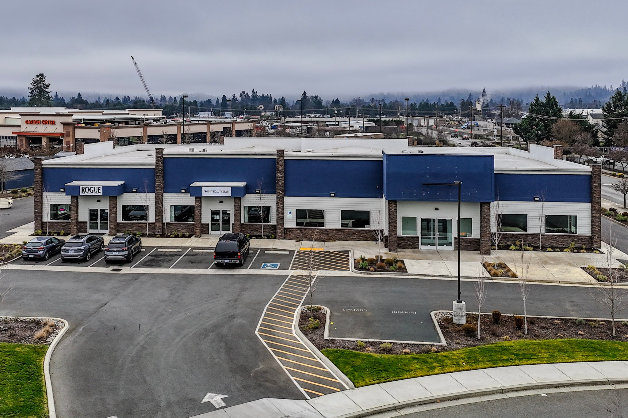 135 NE Mill St, Grants Pass, OR for sale Primary Photo- Image 1 of 26