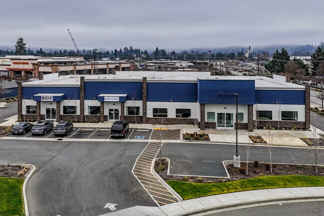 More details for 135 NE Mill St, Grants Pass, OR - Retail for Sale