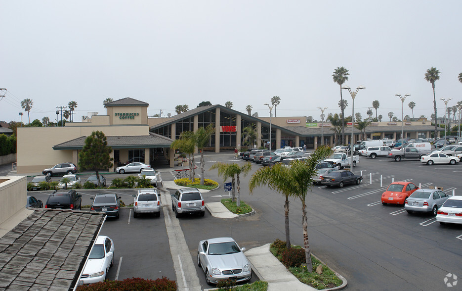 2409-2453 Harbor Blvd, Ventura, CA for lease - Building Photo - Image 2 of 6