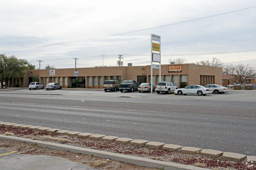 1205-1207 W University Blvd, Odessa, TX for lease - Primary Photo - Image 1 of 2