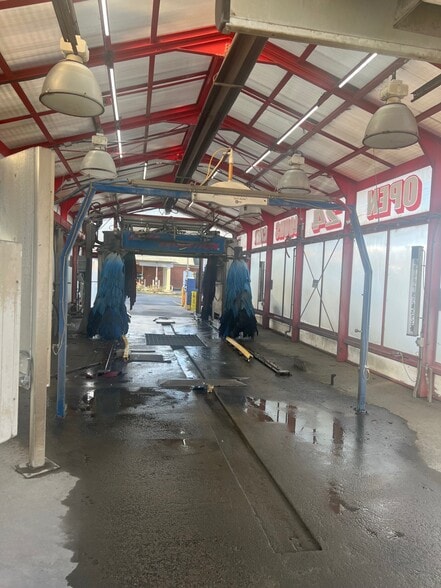 115 South St, Front Royal, VA for sale - Interior Photo - Image 2 of 6