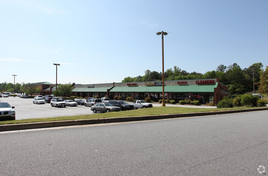 4555 Atlanta Hwy, Loganville, GA for lease - Building Photo - Image 2 of 4