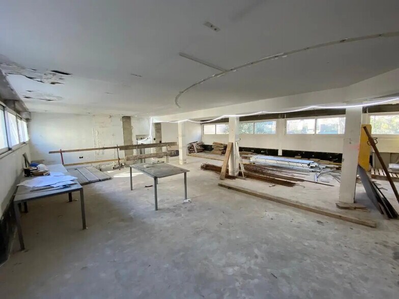 Retail in Boulogne-Billancourt for lease - Building Photo - Image 3 of 7