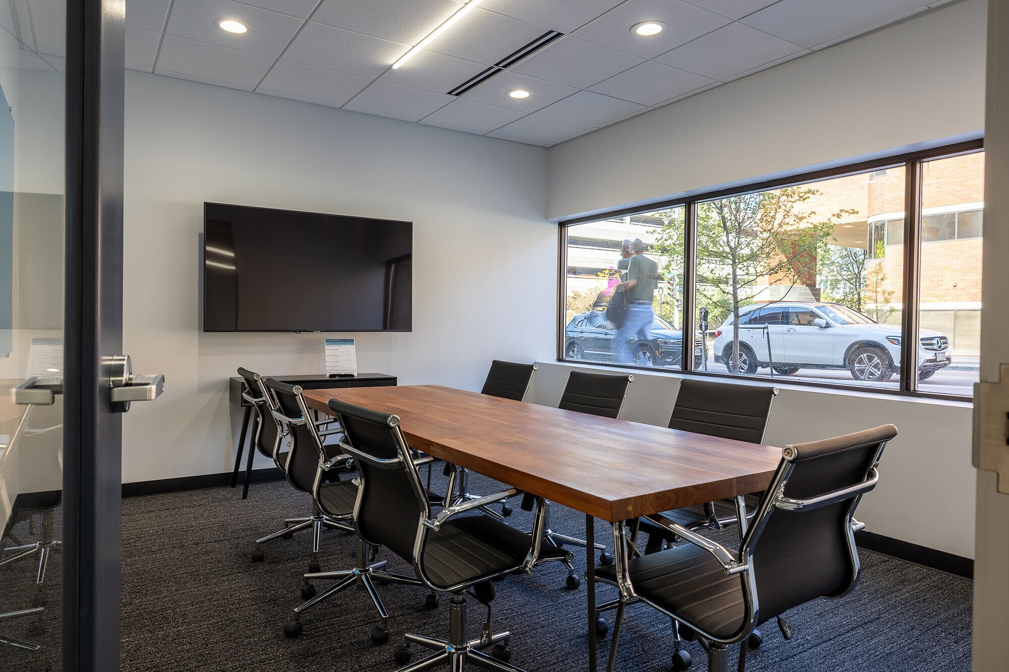 790 N Milwaukee St, Milwaukee, WI for lease Interior Photo- Image 1 of 14