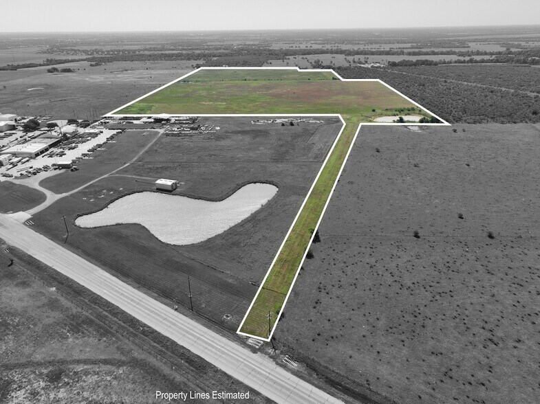 14177 E Ueckert Rd, Bellville, TX for sale - Primary Photo - Image 1 of 13