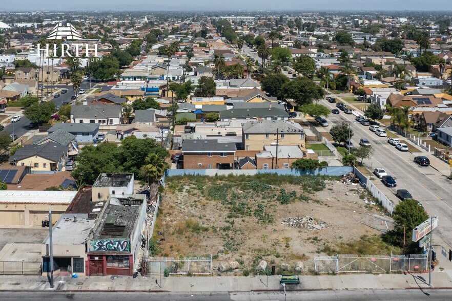 8210-8212 S Western Ave, Los Angeles, CA à vendre - Photo du bâtiment - Image 1 de 8