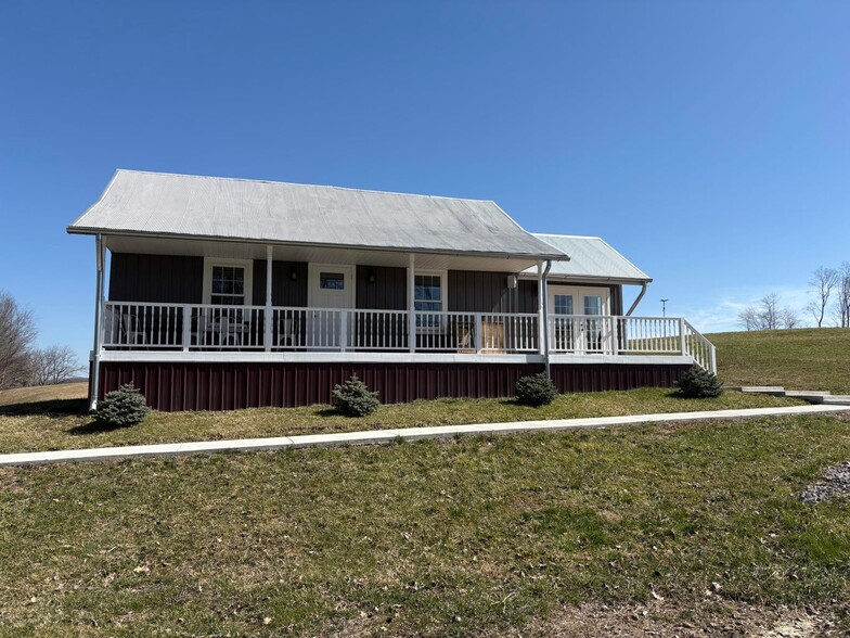 Wilderness Hwy, Mount Nebo, WV à vendre - Photo principale - Image 1 de 17