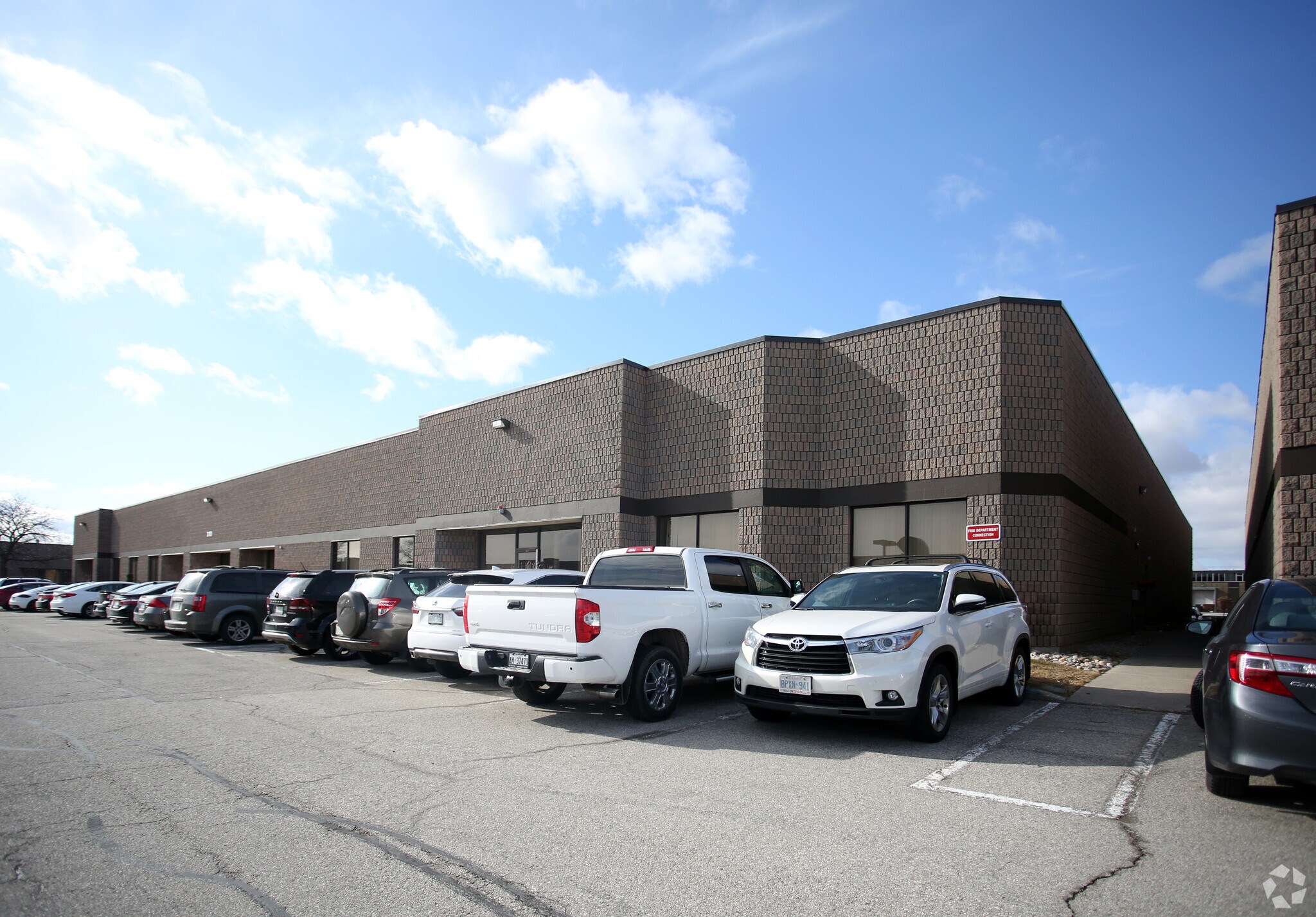 3170 Orlando Dr, Mississauga, ON à vendre Photo principale- Image 1 de 1