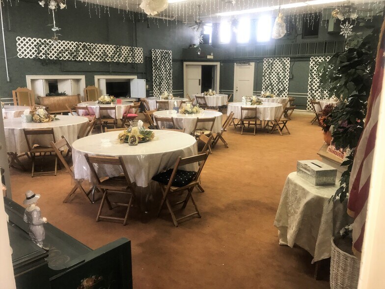 908 Highland Ave, New Castle, PA à vendre - Photo intérieure - Image 3 de 41