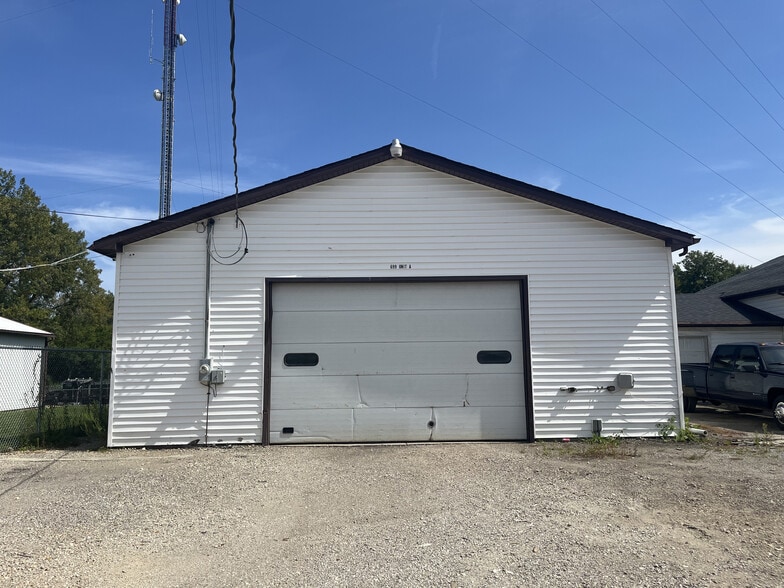 699 Green Garden Pl, Lockport, IL for sale - Building Photo - Image 3 of 6