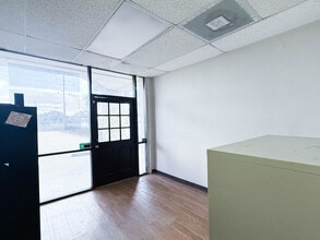 2230-2260 Fm-1092, Missouri City, TX for lease Interior Photo- Image 2 of 8