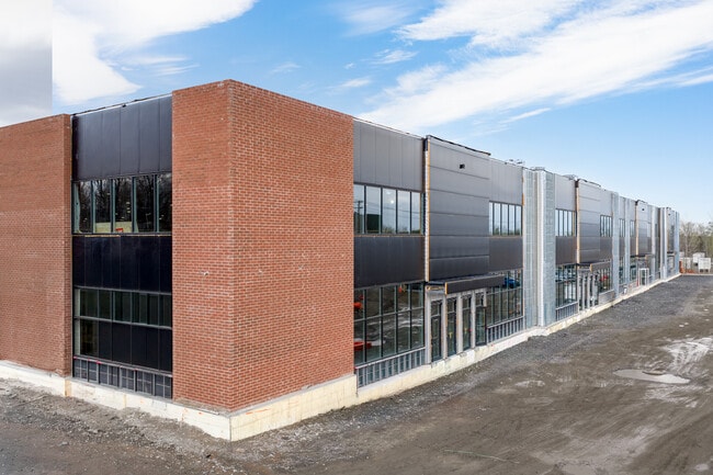 More details for 100 Blvd Jean-Baptiste-Rolland O, Saint-jerome, QC - Industrial for Lease