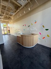 601 N Federal Hwy, Hallandale Beach, FL for lease Interior Photo- Image 2 of 8