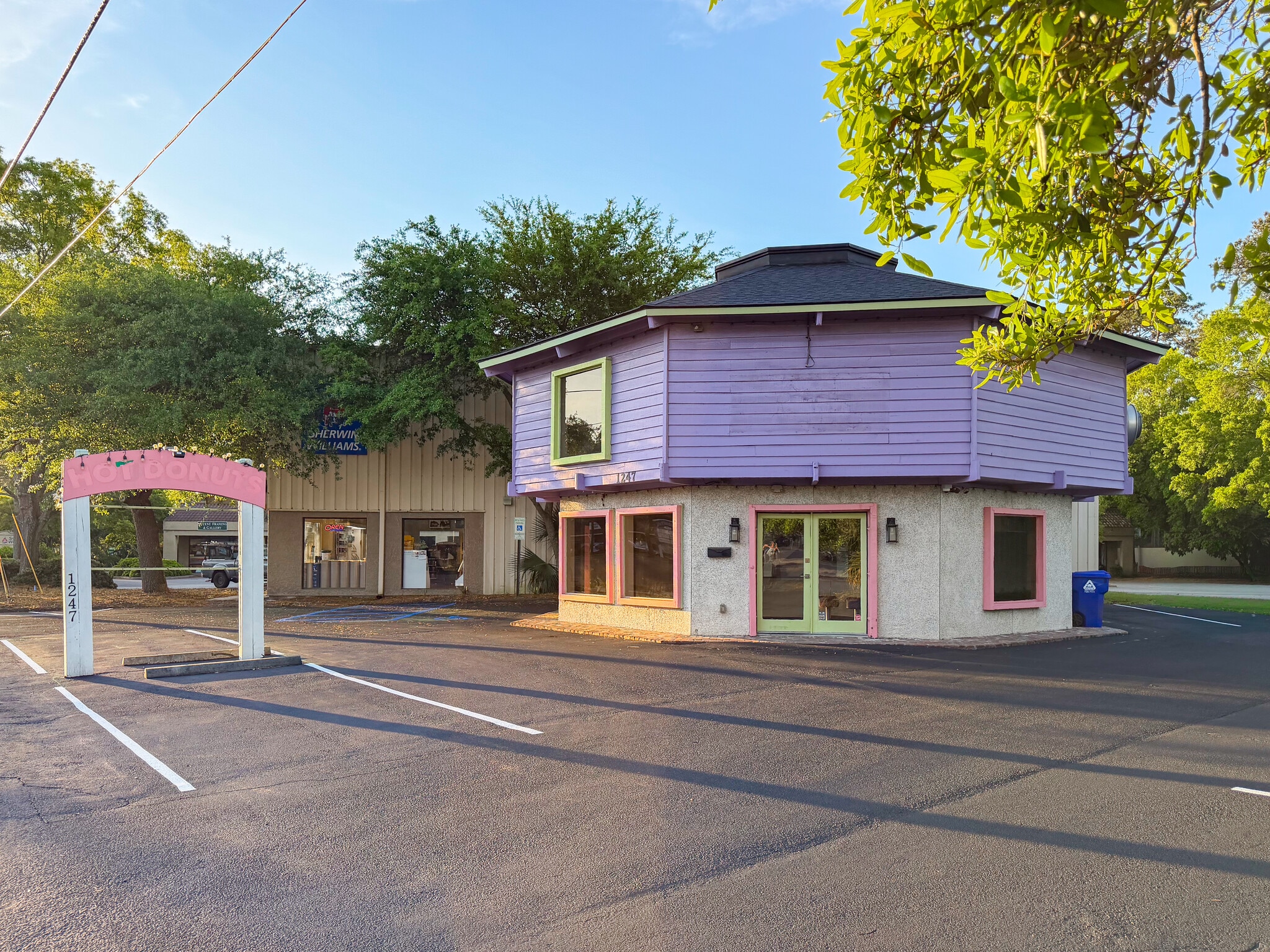 1247 Ben Sawyer Blvd, Mount Pleasant, SC for sale Primary Photo- Image 1 of 17